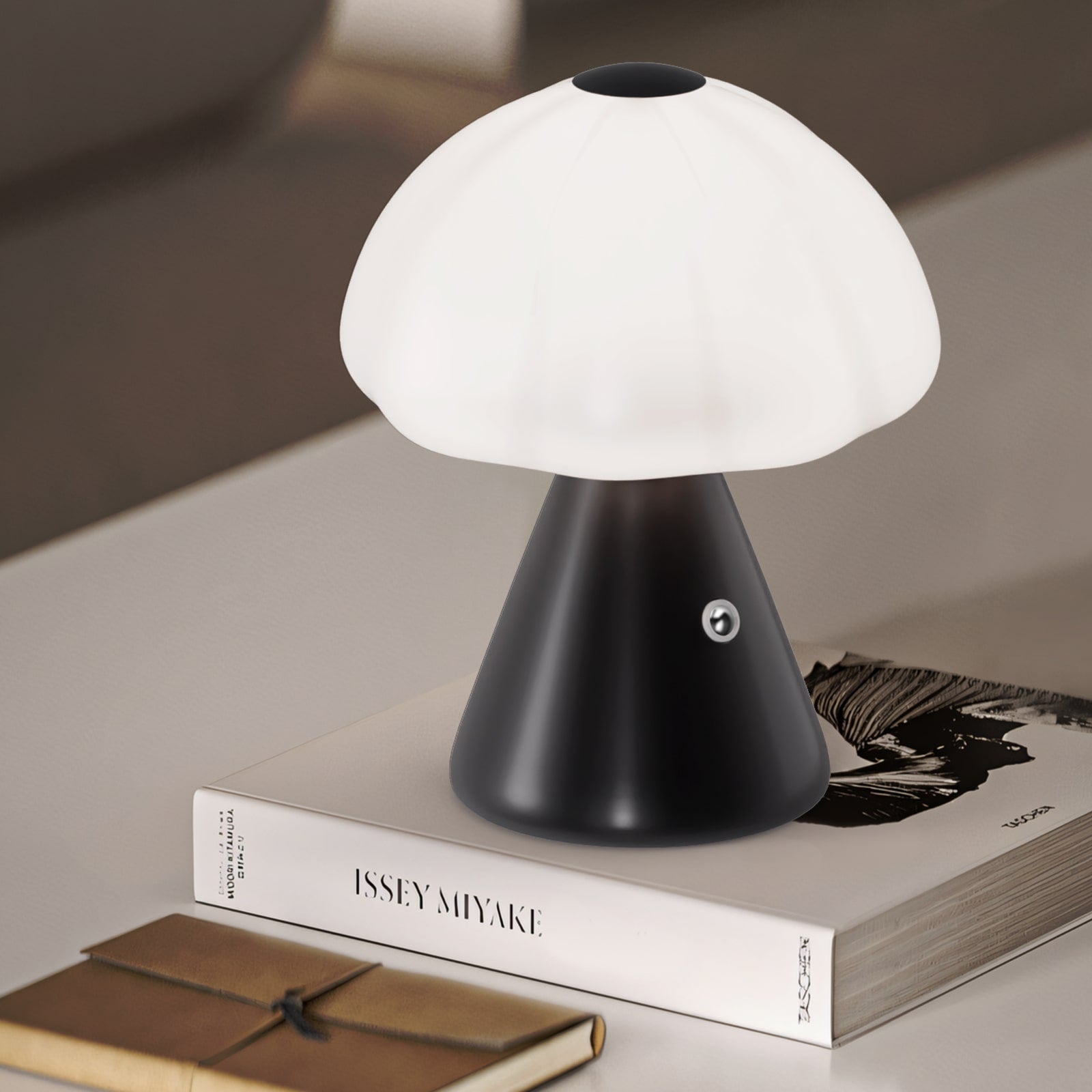 Mushroom Touch Table Lamp (Rechargeable) 2